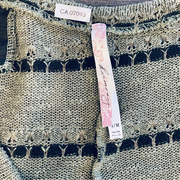 Harmony Mesh 3/4 Sleeve Olive Green Striped See Through Woven Slouchy Sweater - Picture 6 of 16